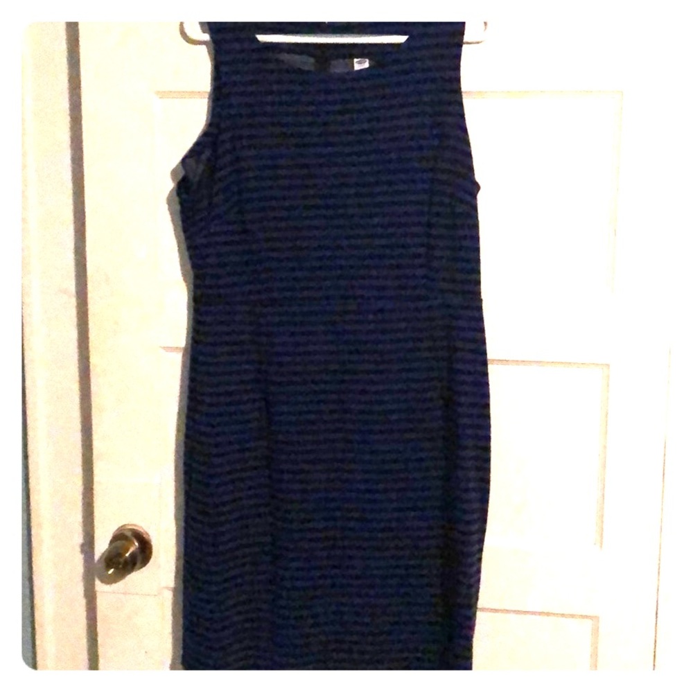 Blue/black sleeveless dress